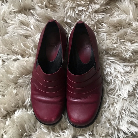 Red Dansko Shoes - Picture 8 of 8